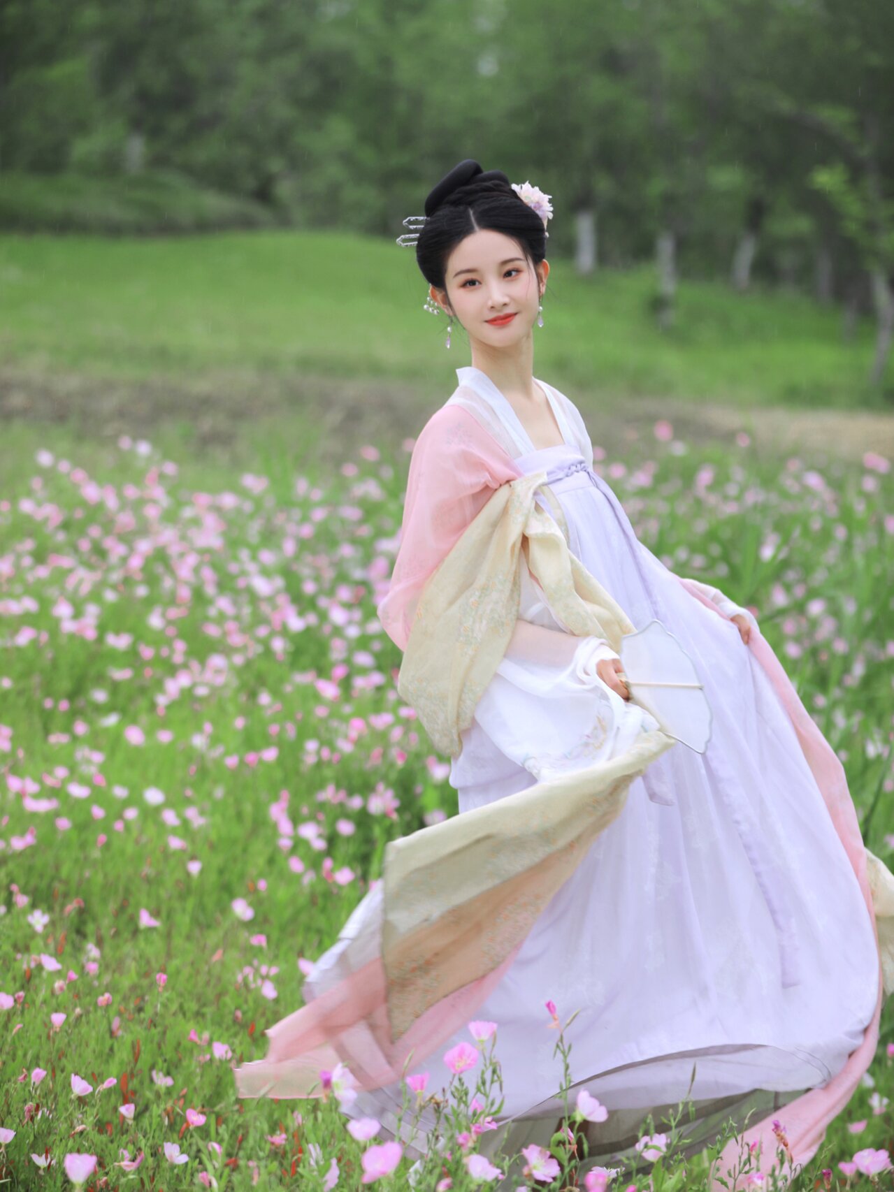 The Splendor of Tang-Style Hanfu with a Peony Bloom