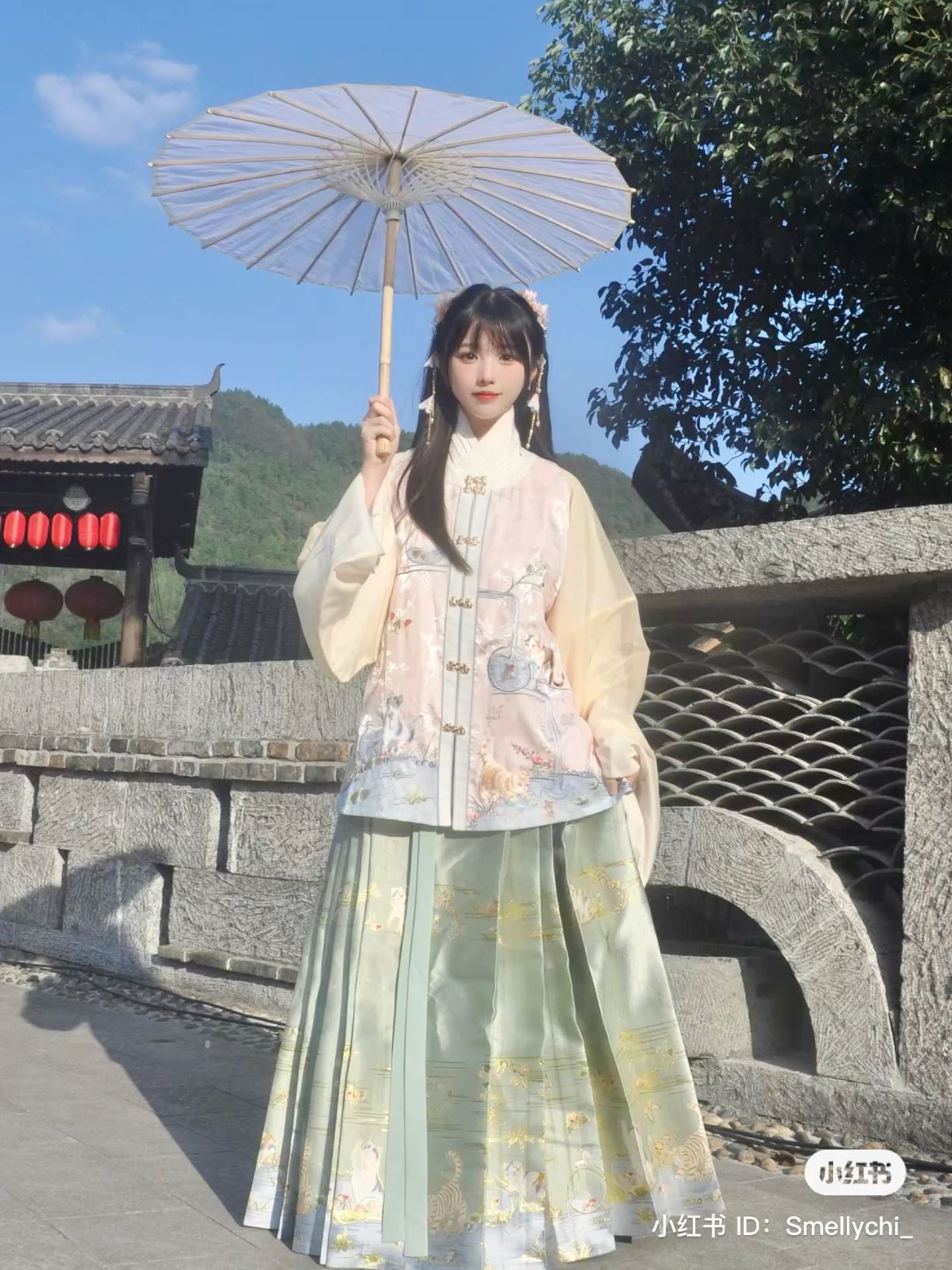 Hanfu Fashion Icon:Yang Mis Stylish Lead with the Rising Trend of Han Yun Xi Hanfu Fashion Icon:Yang Mis Stylish Lead with the Rising Trend of Han Yun Xi