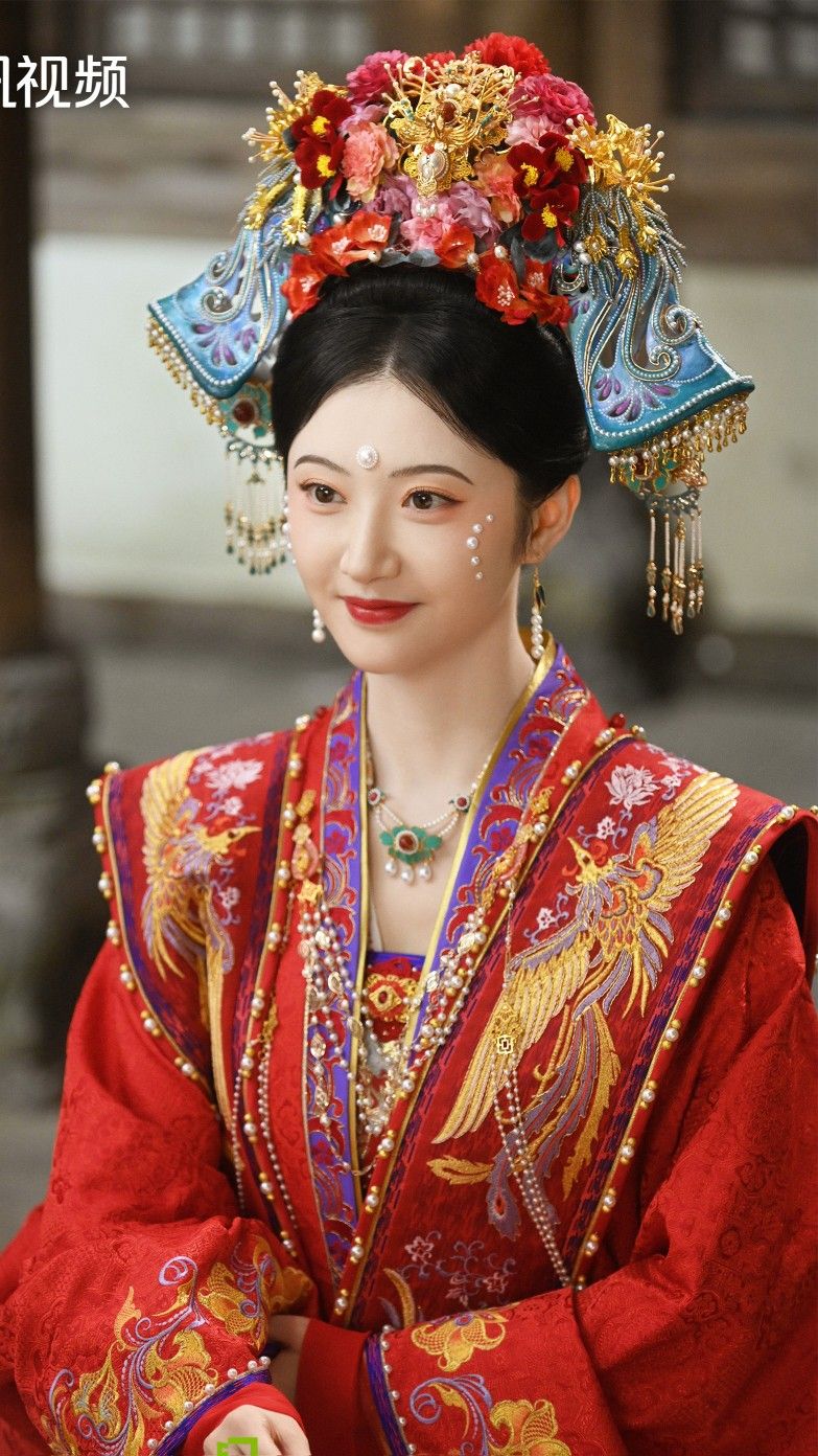 Childrens Hanfu Shawls:A Glimpse into Traditional Chinese Beauty Childrens Hanfu Shawls:A Glimpse into Traditional Chinese Beauty