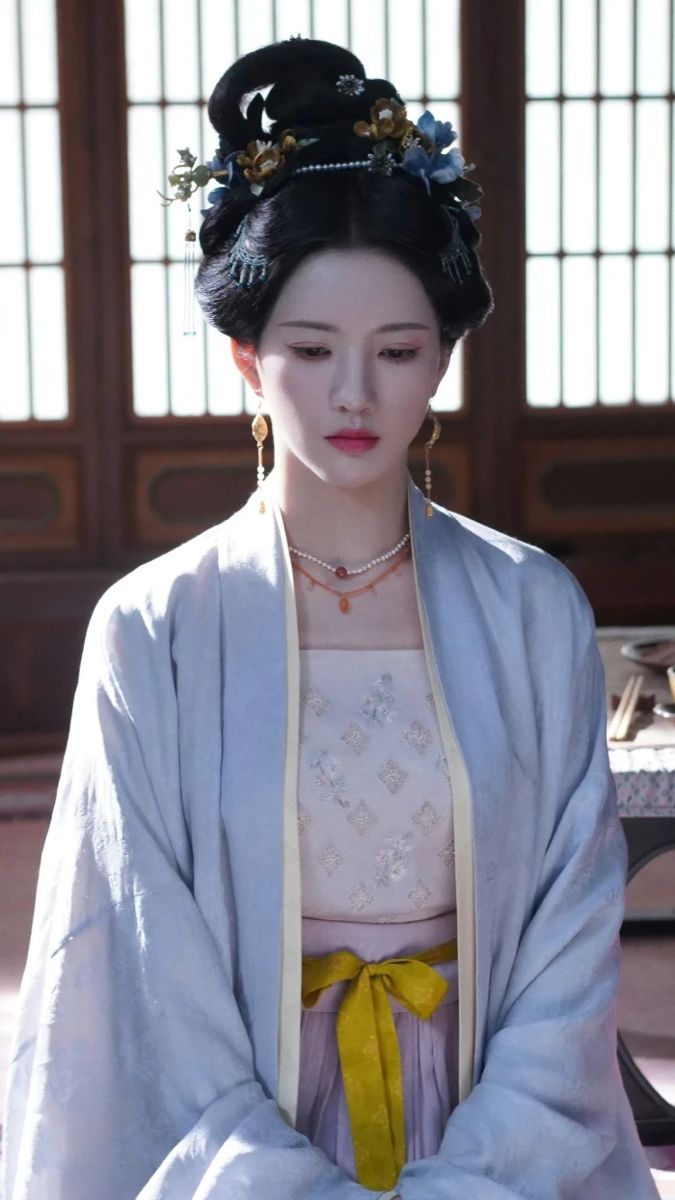 Winter Warm-Up:A Complete Set of Thickened Hanfu Costume for Little Girls Winter Warm-Up:A Complete Set of Thickened Hanfu Costume for Little Girls