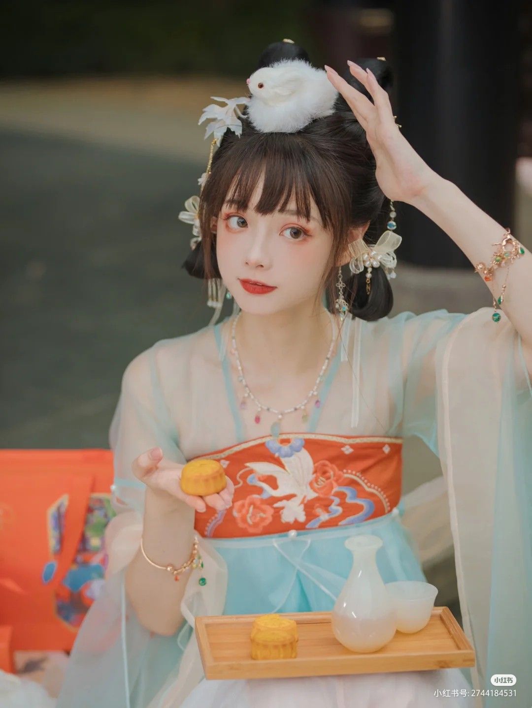 Money Rabbit Elegance:The Splendor of Qipao in a Wealthy Tapestry Money Rabbit Elegance:The Splendor of Qipao in a Wealthy Tapestry