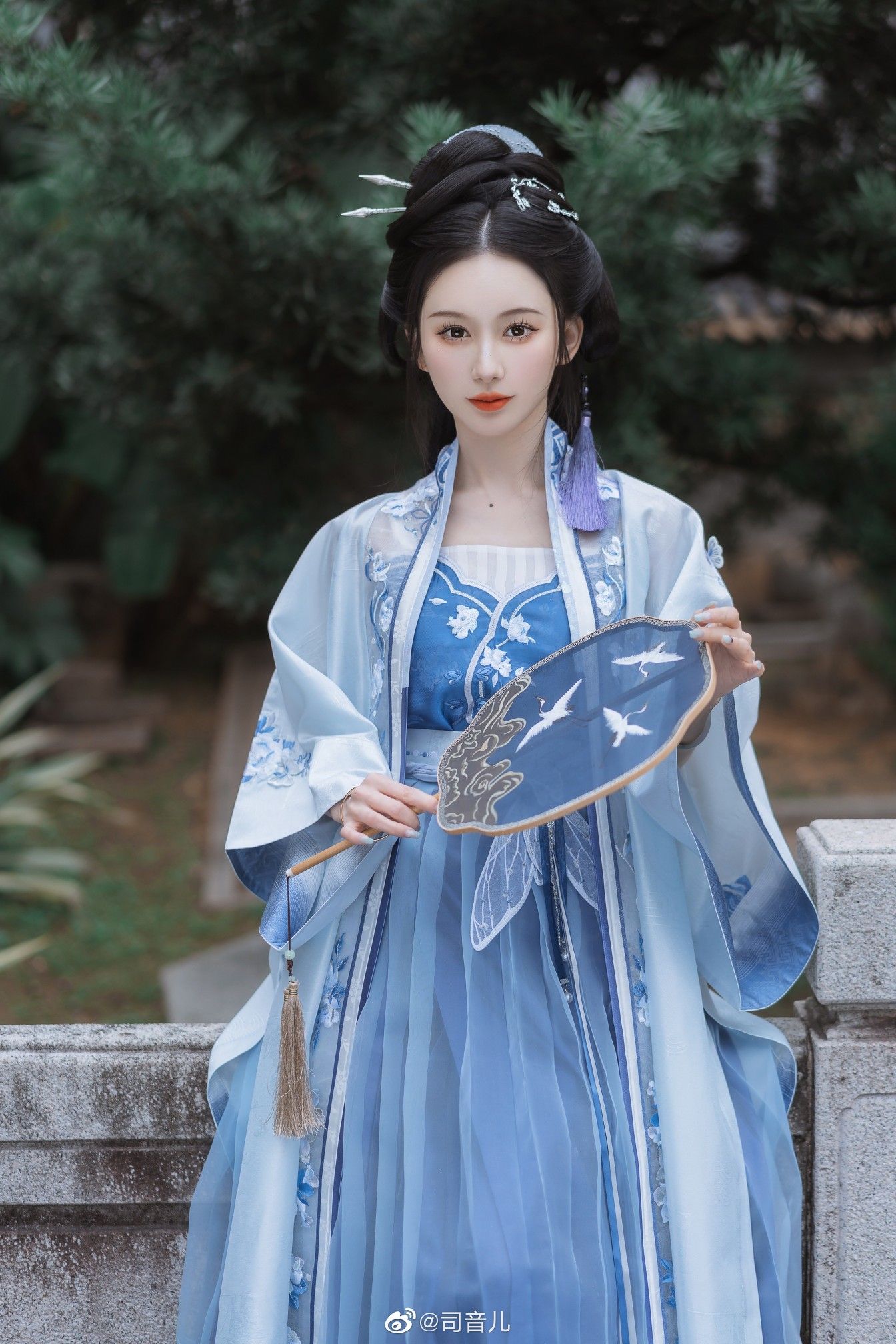 Elegance Redefined:The Allure of Silk Qipao Elegance Redefined:The Allure of Silk Qipao
