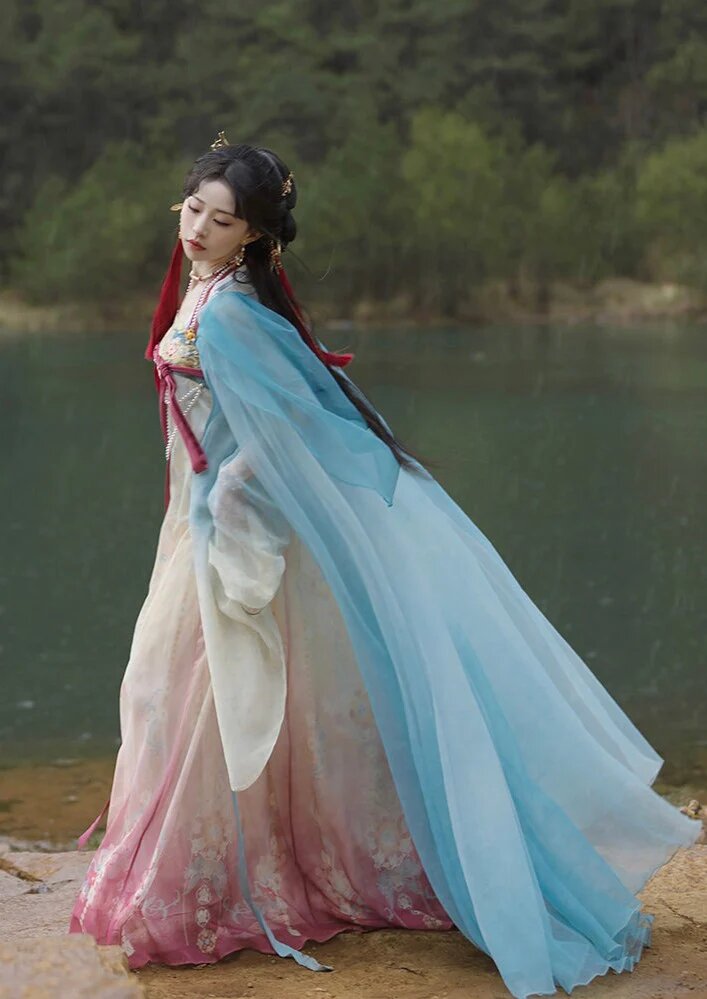 Summer Hanfu Pants for Women:A Guide to Elegant and Comfortable Styles Summer Hanfu Pants for Women:A Guide to Elegant and Comfortable Styles