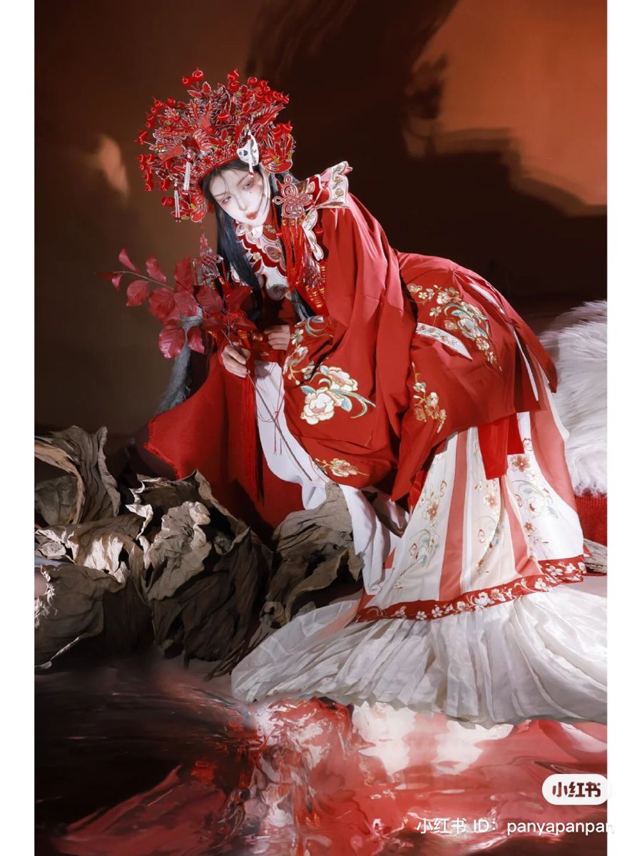 Maternal-Child Qipao Fashion:Embracing Traditional Chinese Style in Mother-Daughter Qipao Match Maternal-Child Qipao Fashion:Embracing Traditional Chinese Style in Mother-Daughter Qipao Match