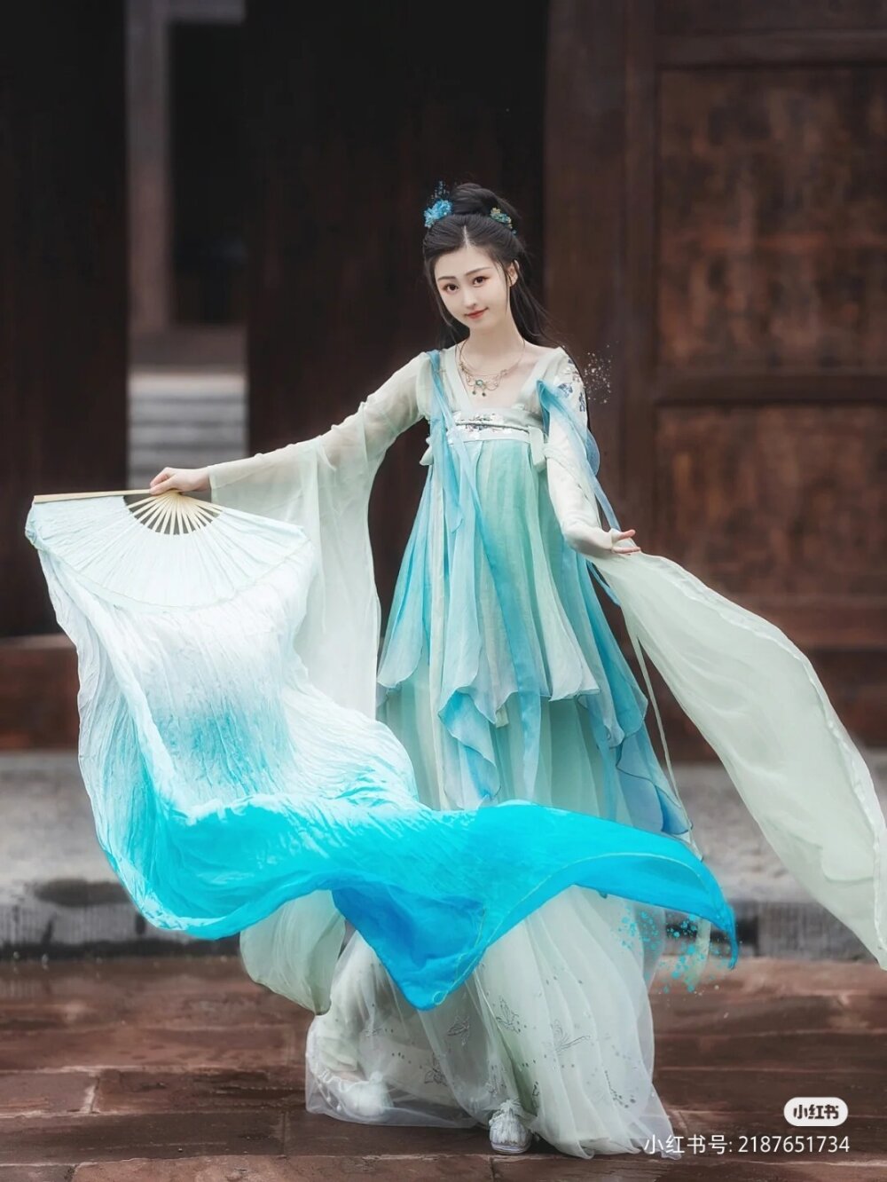 Elegant Protocol of Cheongsam Reception:A Blend of Tradition and Modernity Elegant Protocol of Cheongsam Reception:A Blend of Tradition and Modernity
