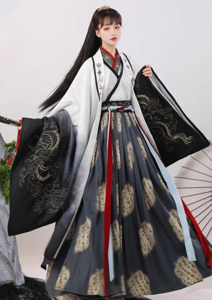 The Versatile Hanfu Bag:A Fashion Statement with Practicality The Versatile Hanfu Bag:A Fashion Statement with Practicality