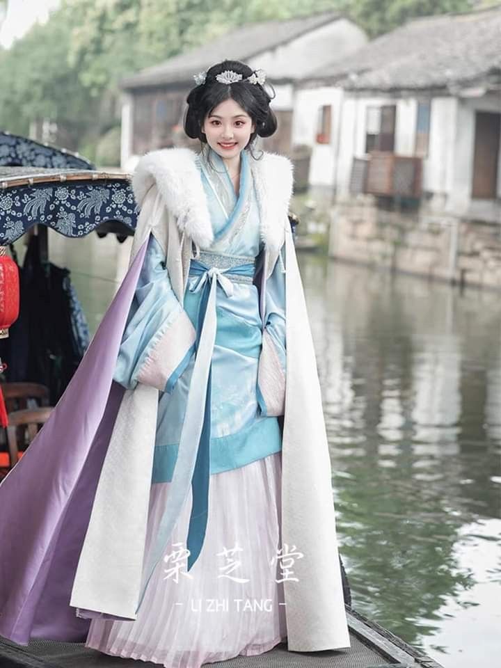 Hanfu Song-Style:Authentic Songmu and its Cultural Significance