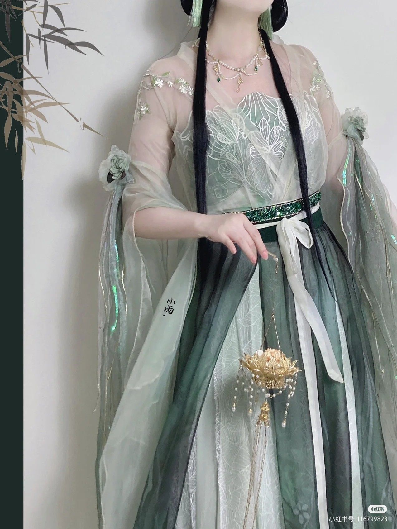Enhancing Winter Hanfu Fashion for Little Girls:A Call for Improvement and Innovation Enhancing Winter Hanfu Fashion for Little Girls:A Call for Improvement and Innovation