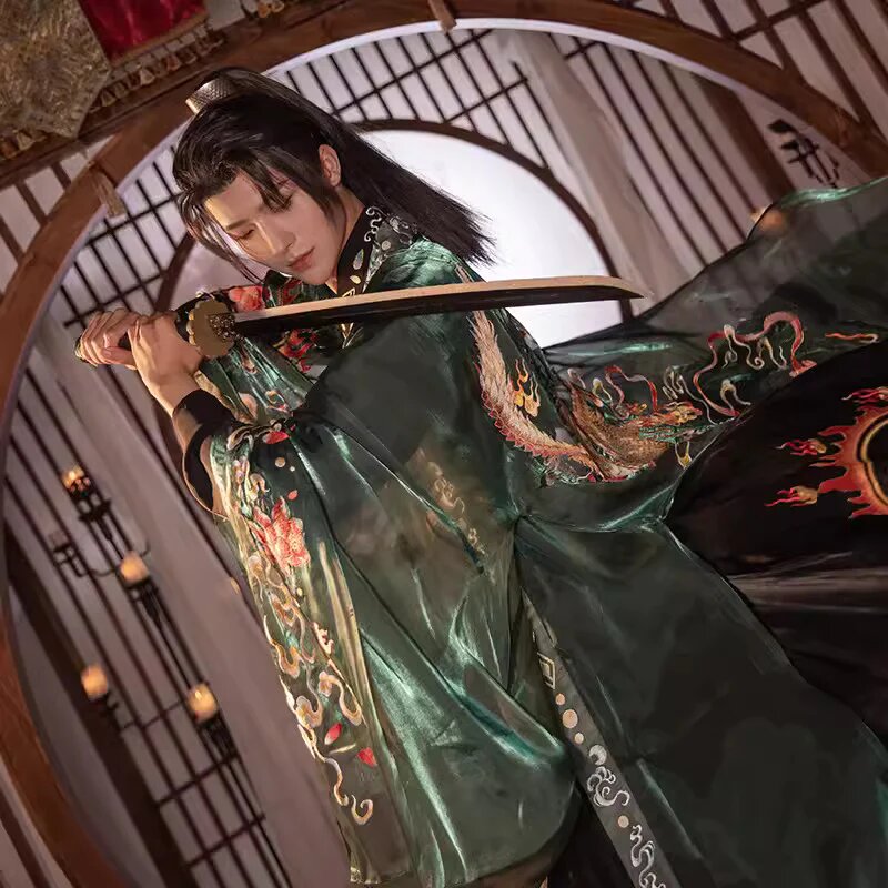 Tall-Fit Qipao with Extended Length and Long Sleeves:A Blend of Tradition and Modern Elegance Tall-Fit Qipao with Extended Length and Long Sleeves:A Blend of Tradition and Modern Elegance