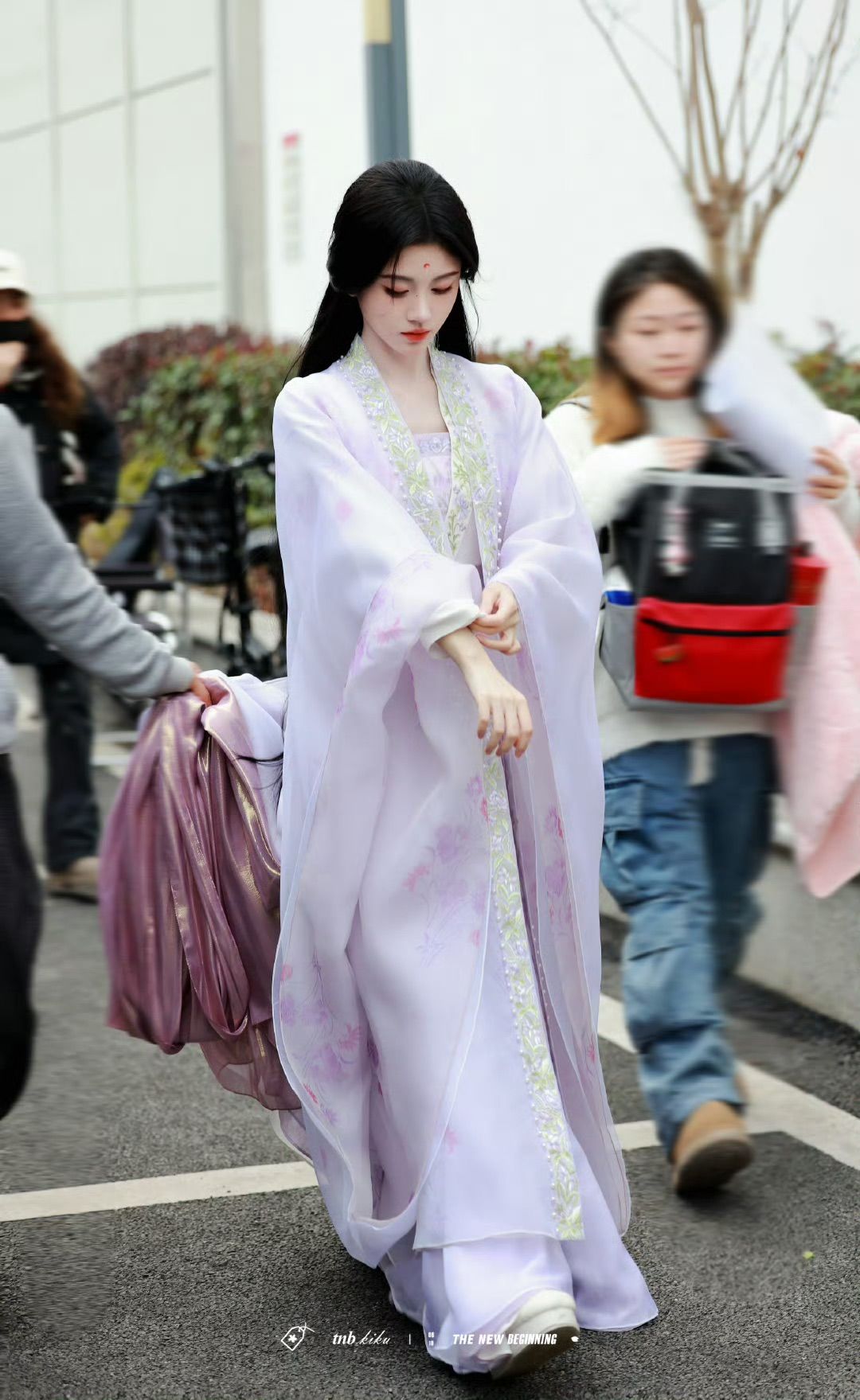 Traditional Costume Dance Performance Attire for Adults:A Blend of Elegance and Authenticity Traditional Costume Dance Performance Attire for Adults:A Blend of Elegance and Authenticity