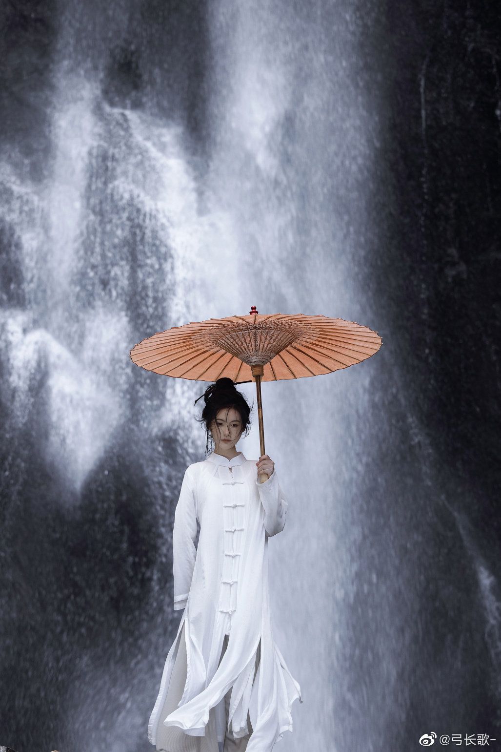 Beyond the Realm of Love and Elegance:The Essence of Hanfu Fashion