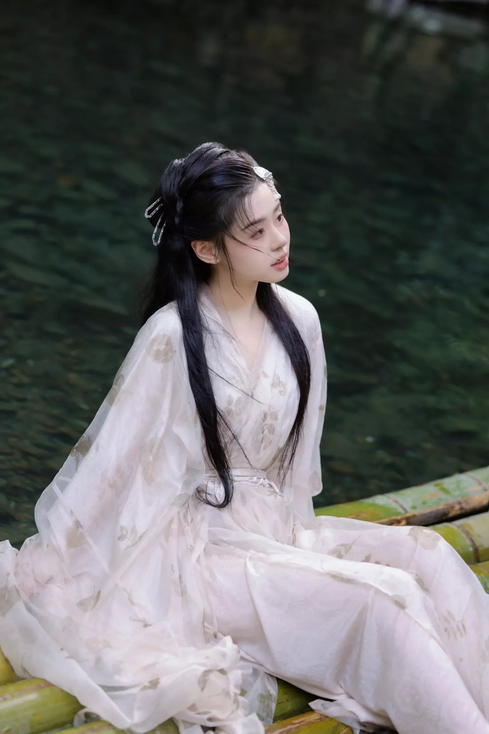 Embracing Elegance:The Rise of Black Cheongsam with Mini Skirt Embracing Elegance:The Rise of Black Cheongsam with Mini Skirt