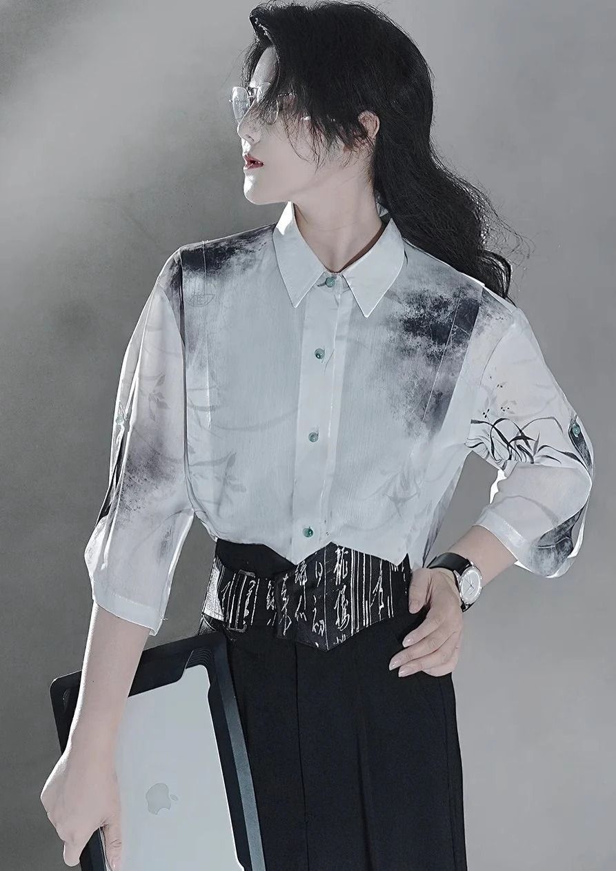 Parent-Child Tang Suit and Hanfu:A Cultural Fusion in Traditional Chinese Fashion Parent-Child Tang Suit and Hanfu:A Cultural Fusion in Traditional Chinese Fashion