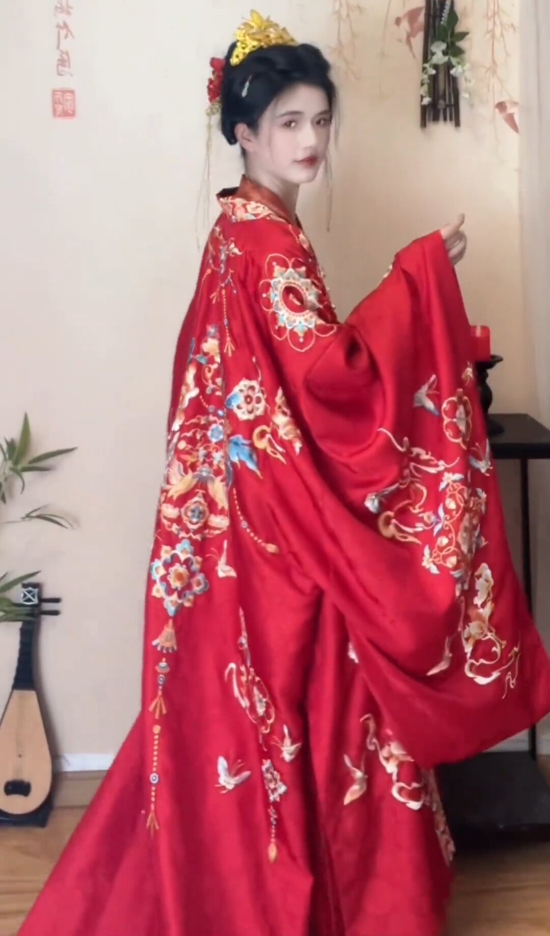Youthful Short-Length Cheongsam for Summer:The New Fashion Trend for Young Women Youthful Short-Length Cheongsam for Summer:The New Fashion Trend for Young Women