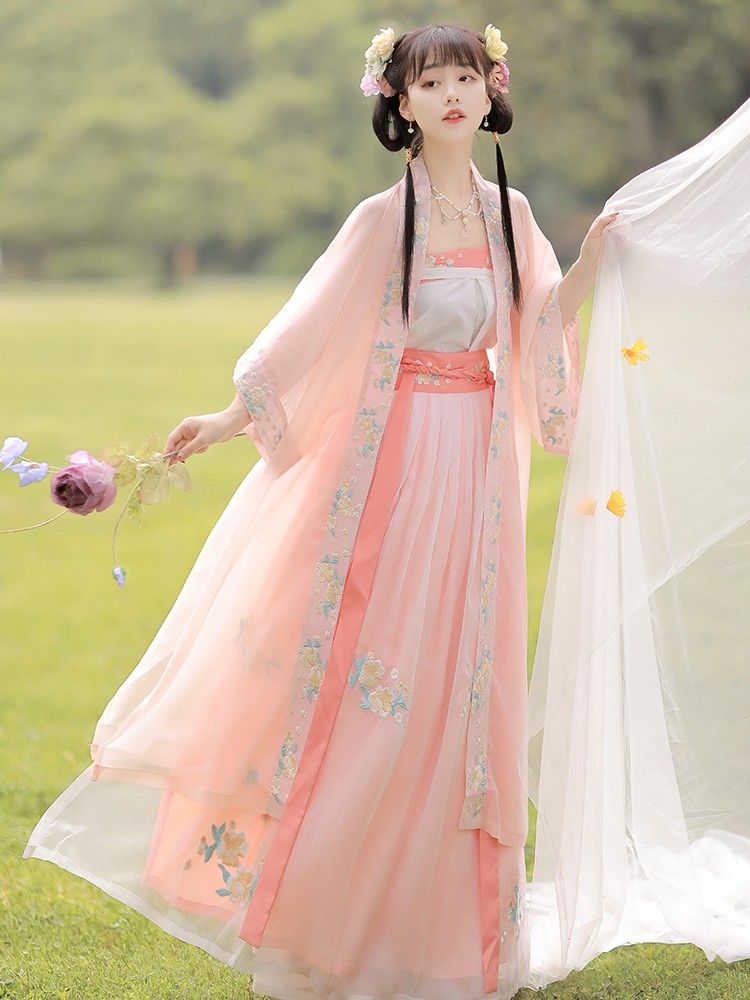 New Mid-Long Cheongsam with Belly-Covering Style:A Stylish Revolution New Mid-Long Cheongsam with Belly-Covering Style:A Stylish Revolution