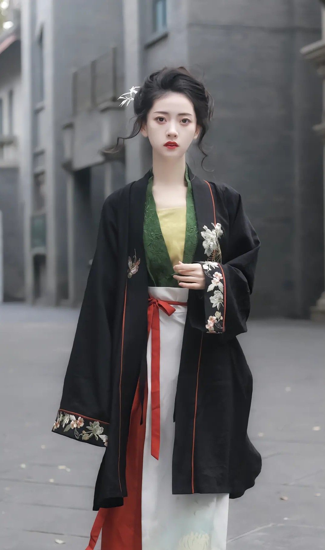 The Comparative Length of Ming-Style Hanfu and Jia:A Detailed Analysis The Comparative Length of Ming-Style Hanfu and Jia:A Detailed Analysis