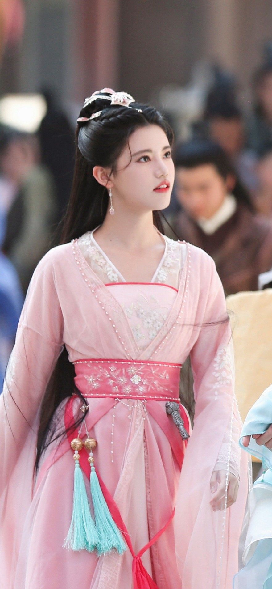 Autumn Elegance:The Qiuya Audelia Cheongsam Autumn Elegance:The Qiuya Audelia Cheongsam