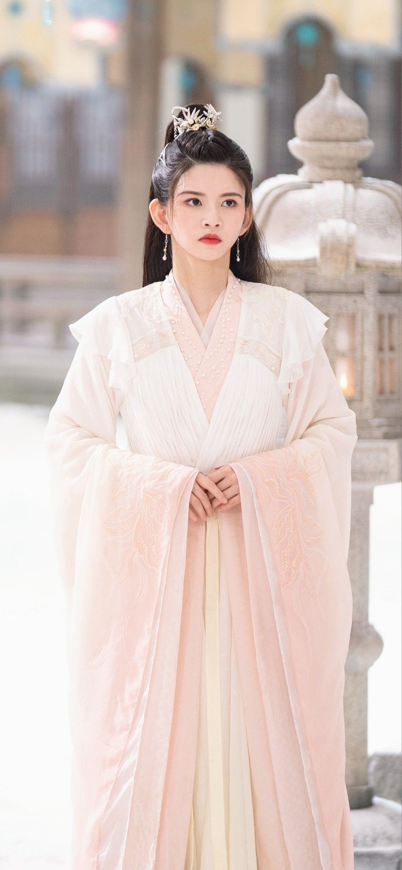 Charming Peach Blossom:The Original Hanfu Fashion