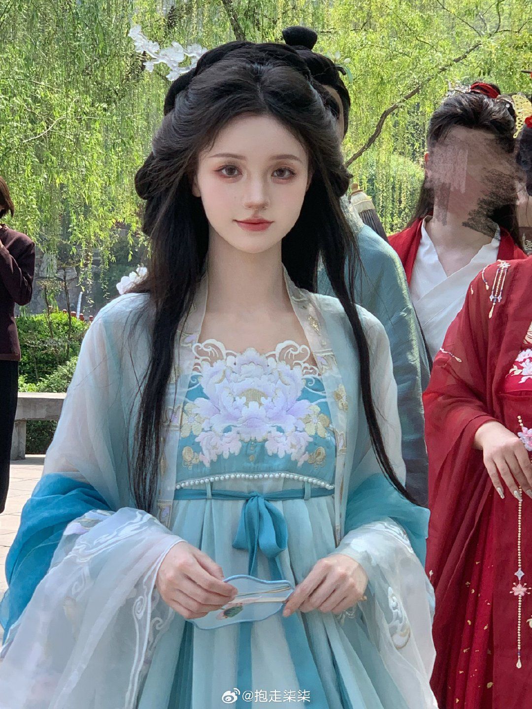 The Tang Suit of a 10-Year-Old Girl:A Cultural Journey Through Traditional Chinese Fashion The Tang Suit of a 10-Year-Old Girl:A Cultural Journey Through Traditional Chinese Fashion