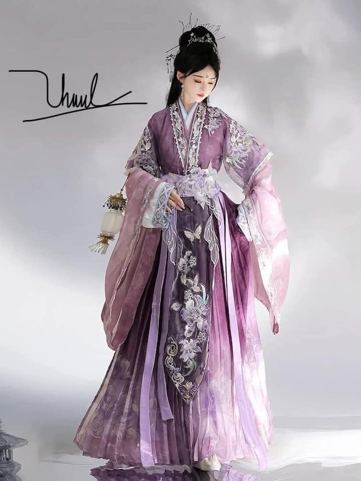 Wedding Fashion Revolution:Plus Size Hanfu for Modern Bridal Bliss Wedding Fashion Revolution:Plus Size Hanfu for Modern Bridal Bliss