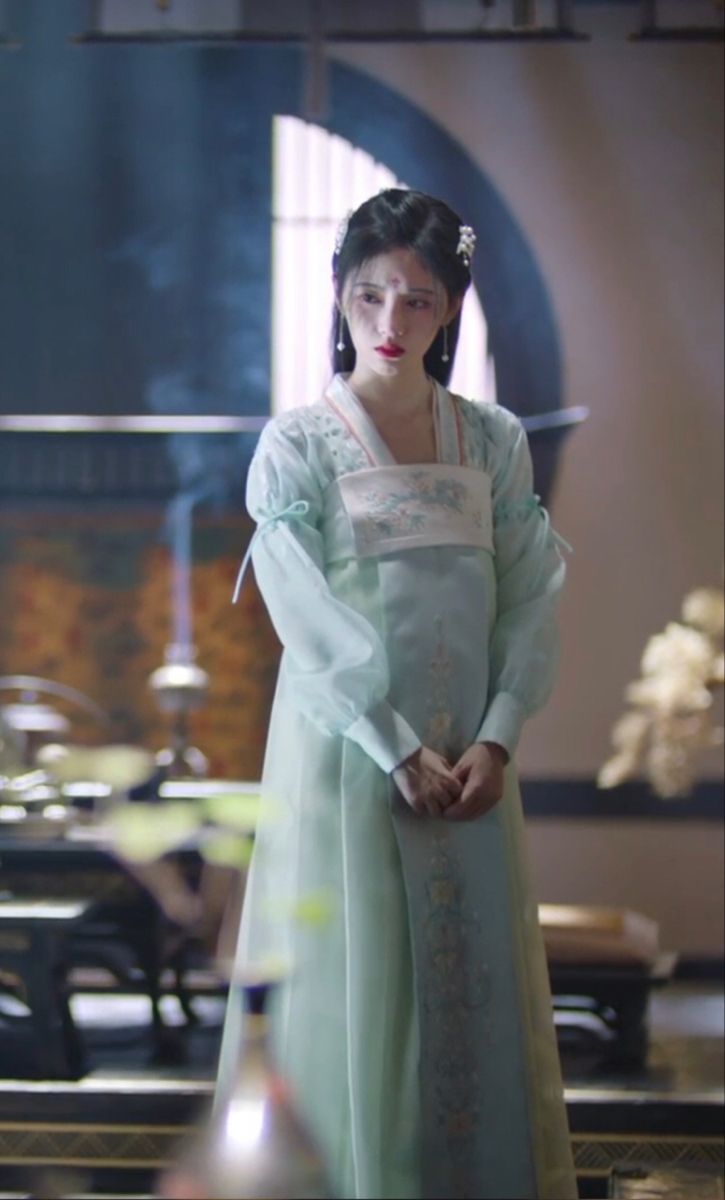 Ancient Attire Show:Girls Traditional Costume Walk Ancient Attire Show:Girls Traditional Costume Walk