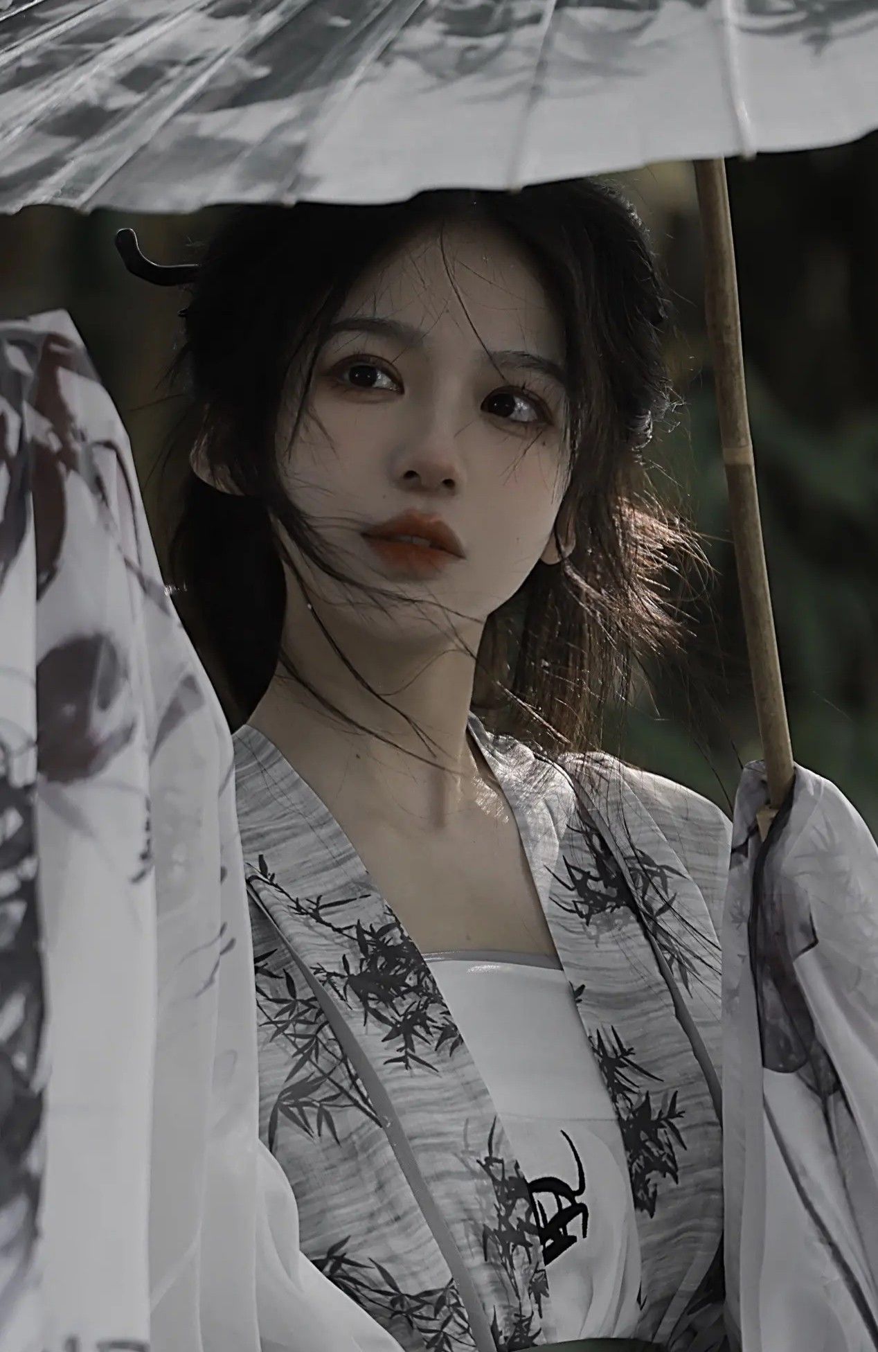 The Rise of Hanfu Vests:Exploring the Fashion Trend of Womens Hanfu Backless Vests The Rise of Hanfu Vests:Exploring the Fashion Trend of Womens Hanfu Backless Vests
