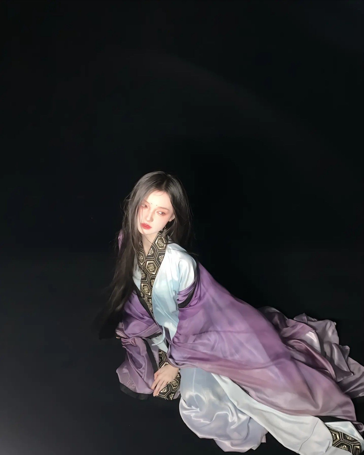 The Revival of Cheongsam and Wig:A Journey into the Republic of China Fashion The Revival of Cheongsam and Wig:A Journey into the Republic of China Fashion