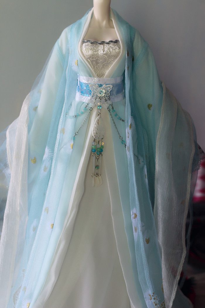 Vintage Shanghai Style:The Revival of Cheongsam Wigs and False Hair Vintage Shanghai Style:The Revival of Cheongsam Wigs and False Hair