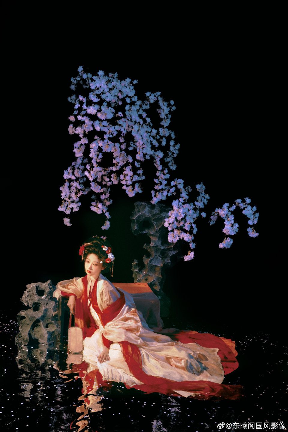 Cheongsam Women Dance:Embracing the Neo-Chinese Style Cheongsam Women Dance:Embracing the Neo-Chinese Style