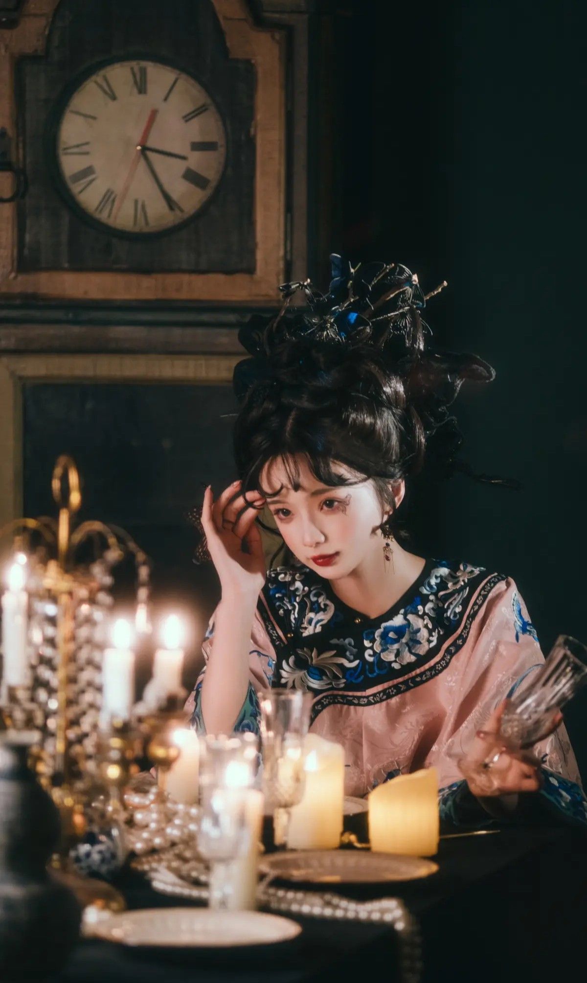 Chinese-Style Cheongsam in Summer:Embracing the Ethnic Charm