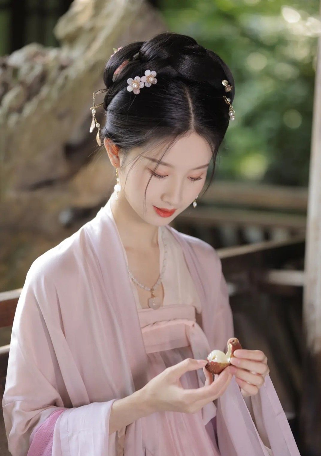 Summer Girls Hanfu Shoes:A Guide to Stylish and Comfortable Hanfu Shoes for Little Girls Summer Girls Hanfu Shoes:A Guide to Stylish and Comfortable Hanfu Shoes for Little Girls