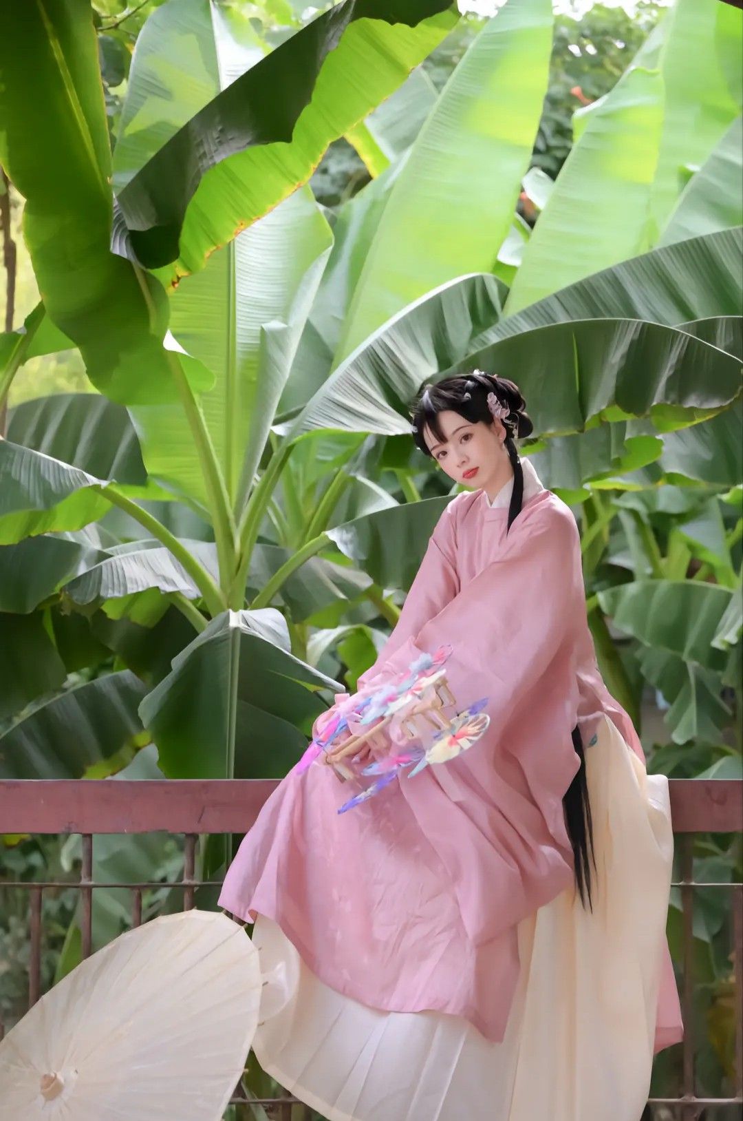 The Red Cheongsam:A Symbol of Success and Triumph