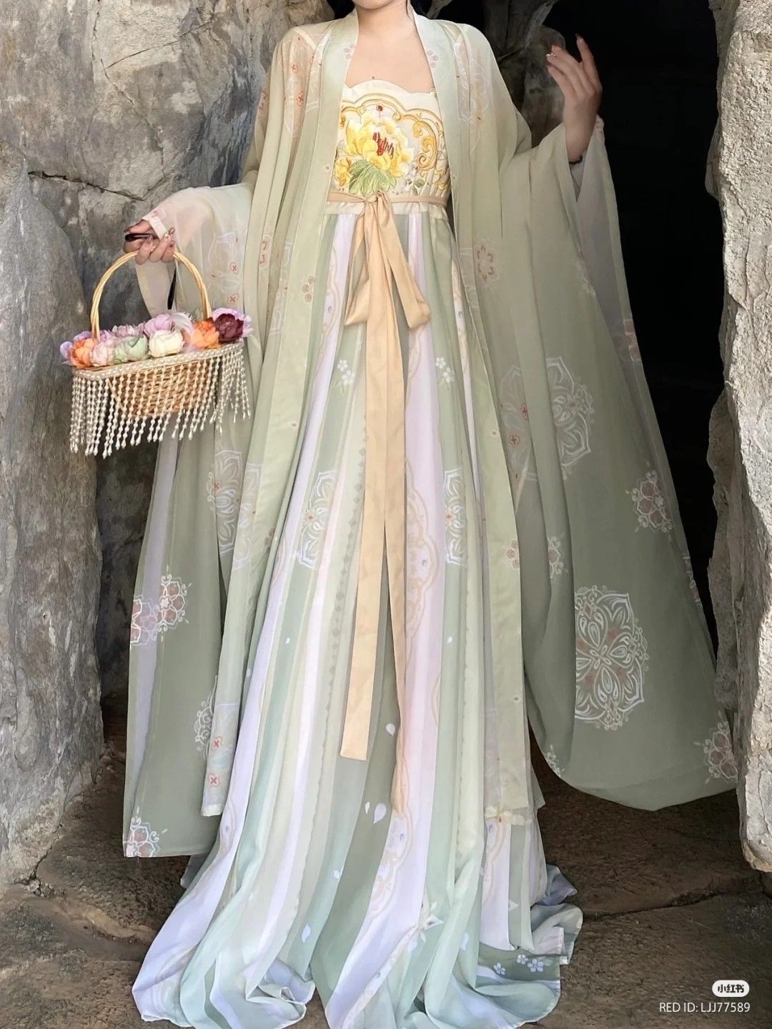 Winter Baby Hanfu Sets:A Complete Guide to Traditional Comfort for Your Little One Winter Baby Hanfu Sets:A Complete Guide to Traditional Comfort for Your Little One
