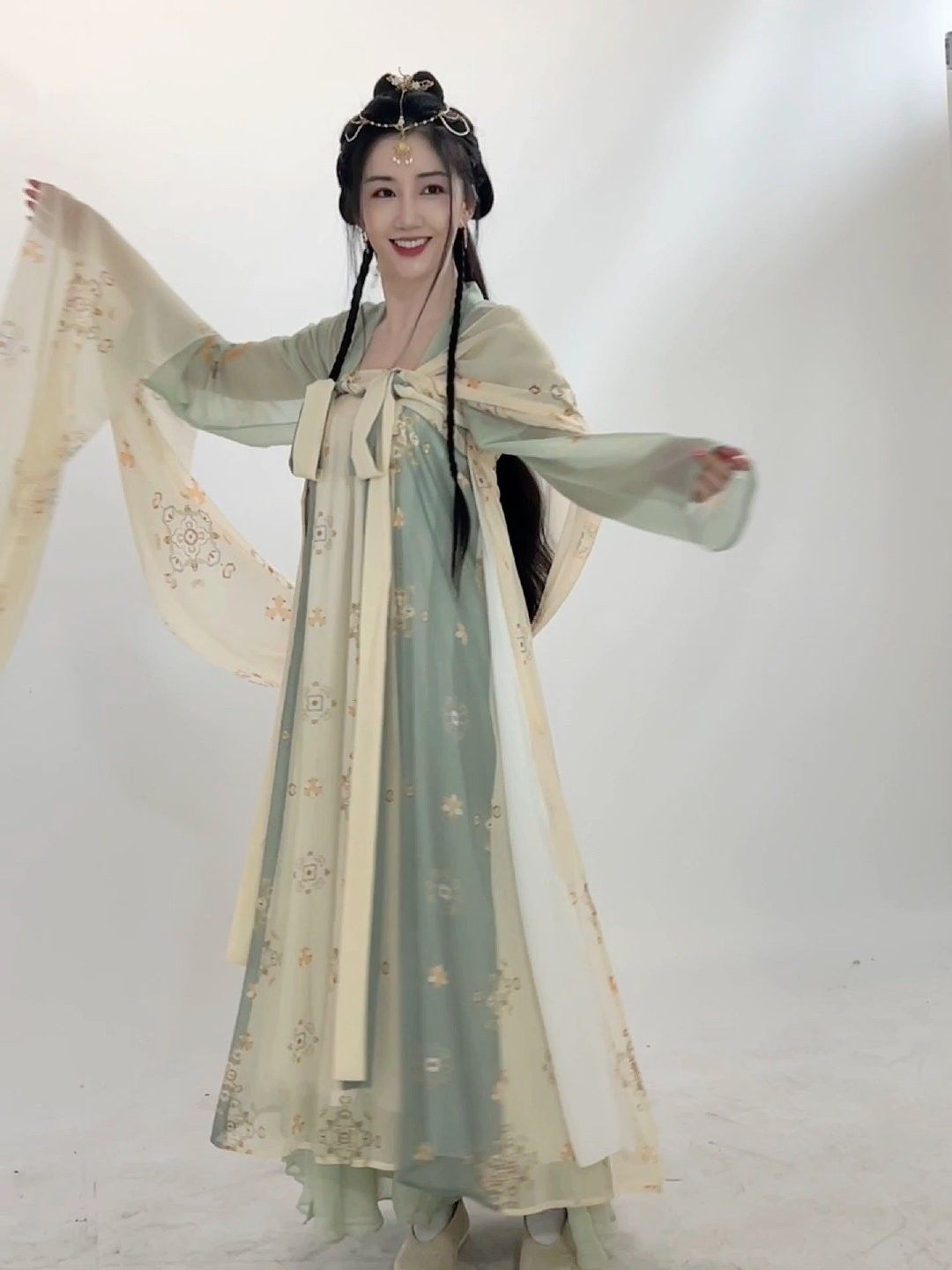 The Enchantment of Evening Misty Silk Cheongsam Dress The Enchantment of Evening Misty Silk Cheongsam Dress