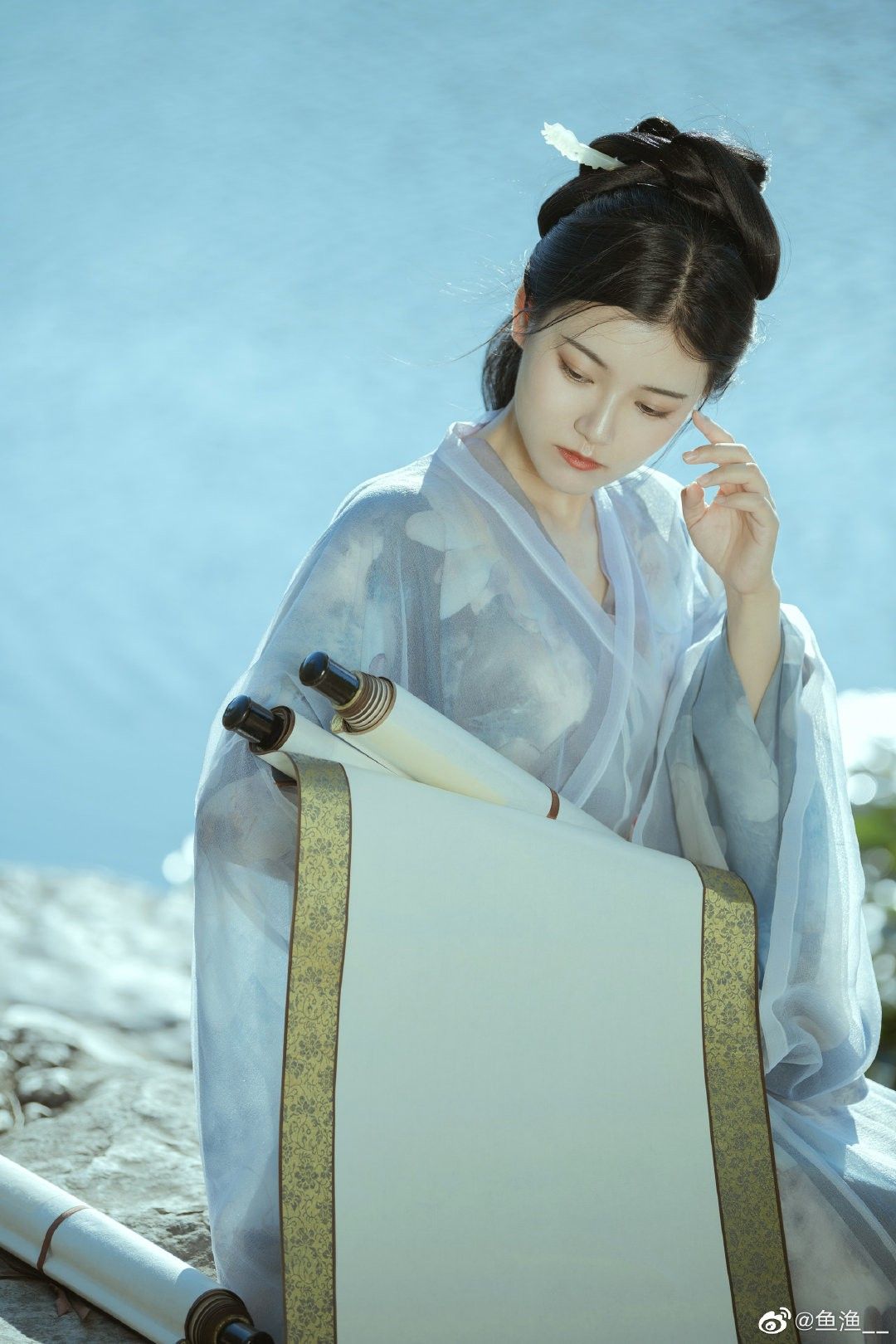 Elegant Lady Hanfu Short-Sleeved:A Blend of Traditional and Modern Fashion Elegant Lady Hanfu Short-Sleeved:A Blend of Traditional and Modern Fashion