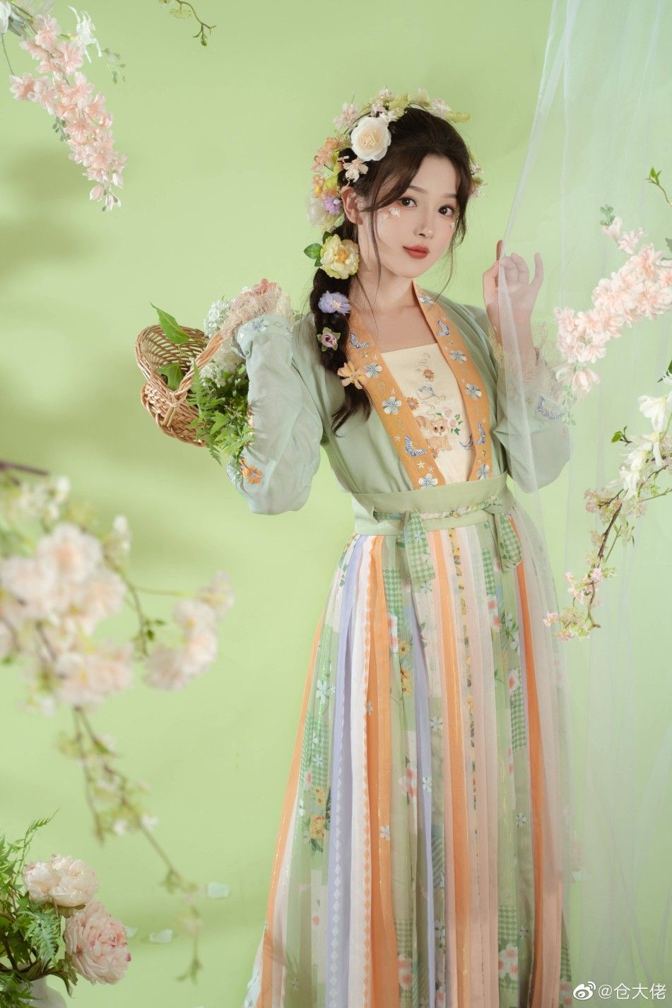 Hanfu Blind Box:Childrens Girls Fashion in Traditional Splendor Hanfu Blind Box:Childrens Girls Fashion in Traditional Splendor