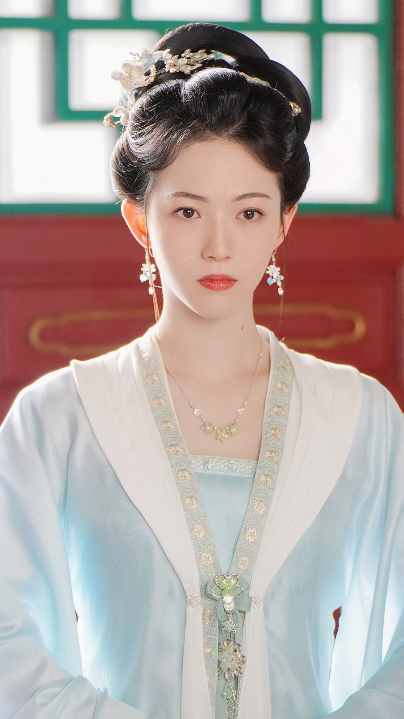 Full-Head Tang Style Hanfu Wig:A Journey into Traditional Chinese Elegance Full-Head Tang Style Hanfu Wig:A Journey into Traditional Chinese Elegance