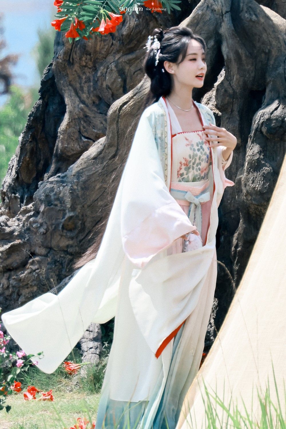 The Enchantment of a Girls Horseface Skirt:A Journey into Traditional Beauty The Enchantment of a Girls Horseface Skirt:A Journey into Traditional Beauty