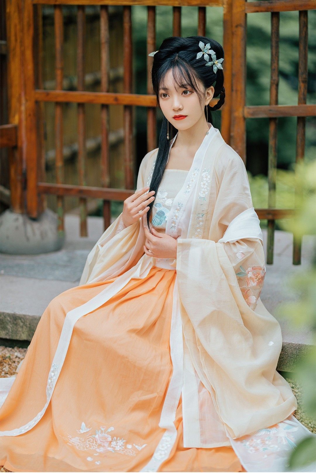 Authentic Hanfu Fashion:Exploring the Elegance of Summer Song Dynasty Costumes Authentic Hanfu Fashion:Exploring the Elegance of Summer Song Dynasty Costumes