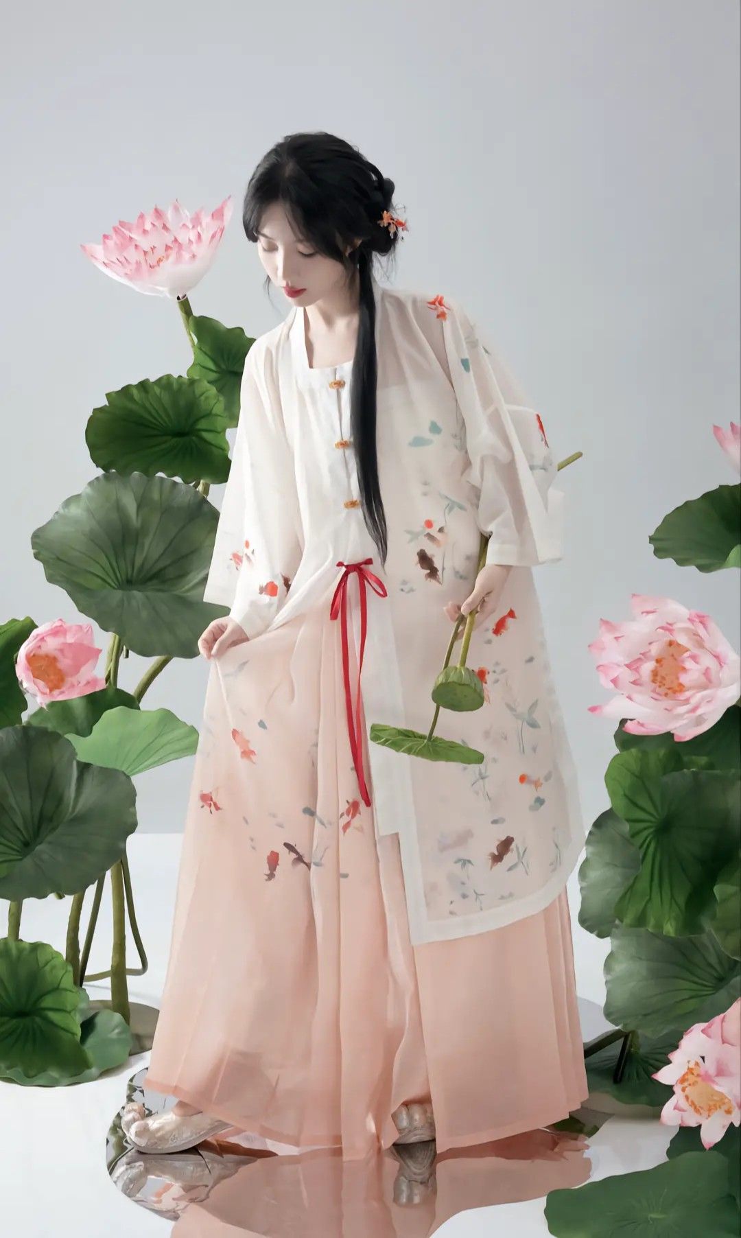 Creating Traditional Cheongsam with Pure Cotton Fabric:A Detailed Journey Creating Traditional Cheongsam with Pure Cotton Fabric:A Detailed Journey