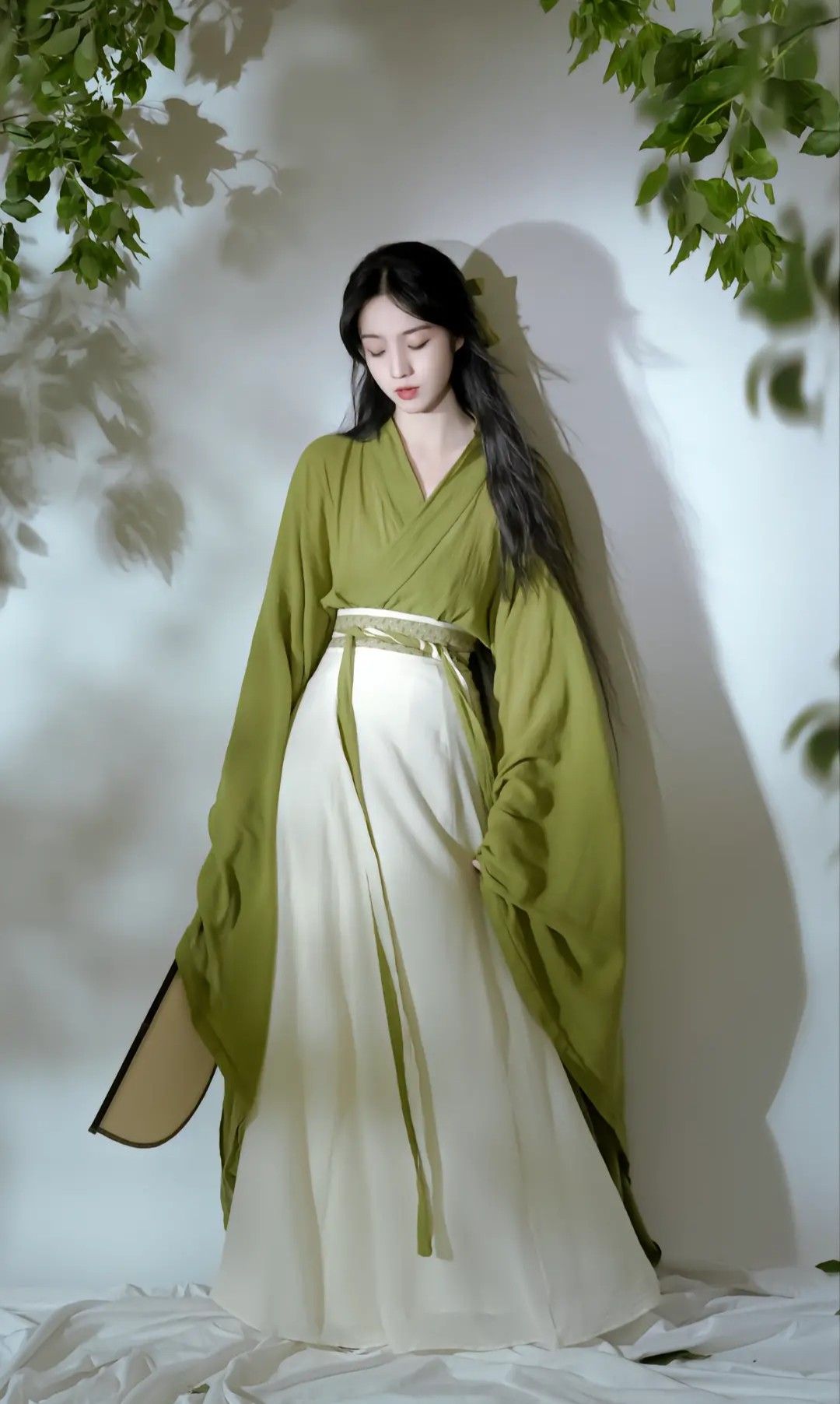 Vintage Cheongsam-Inspired Clutch Bags:A Glimpse into Old Shanghais Fashion Legacy Vintage Cheongsam-Inspired Clutch Bags:A Glimpse into Old Shanghais Fashion Legacy