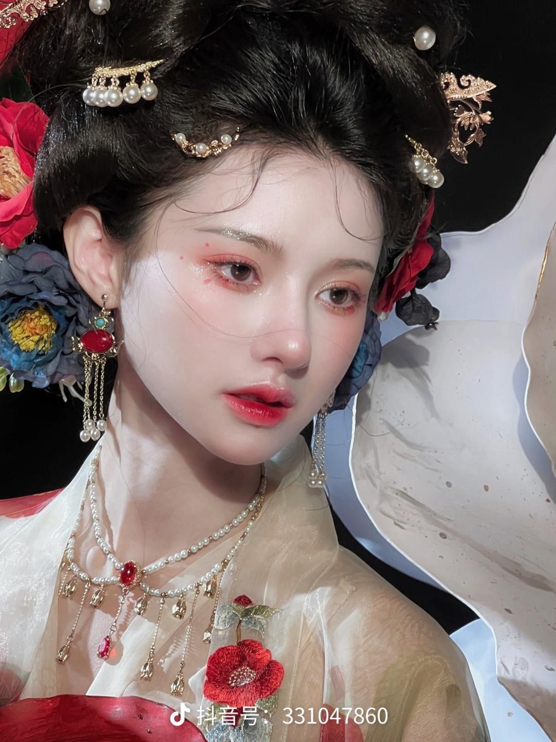The Magnificent Ming-Style Hanfu:A Journey Through Time in Traditional Chinese Elegance The Magnificent Ming-Style Hanfu:A Journey Through Time in Traditional Chinese Elegance