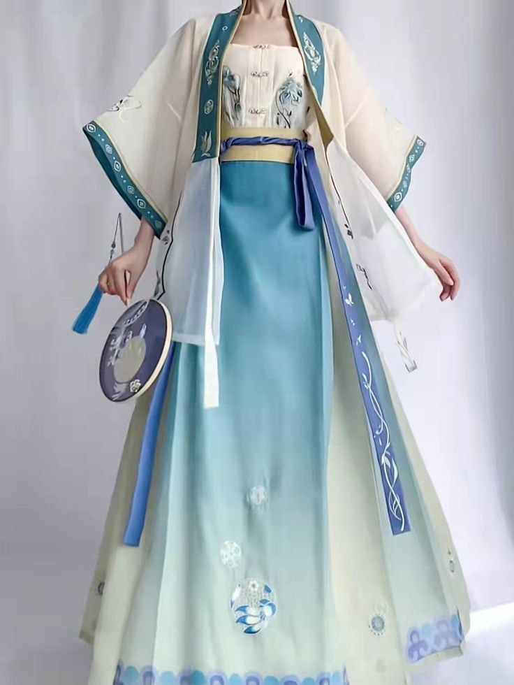 Qipao-Style Childrens Clothing for Little Girls:A Blend of Tradition and Fashion Qipao-Style Childrens Clothing for Little Girls:A Blend of Tradition and Fashion