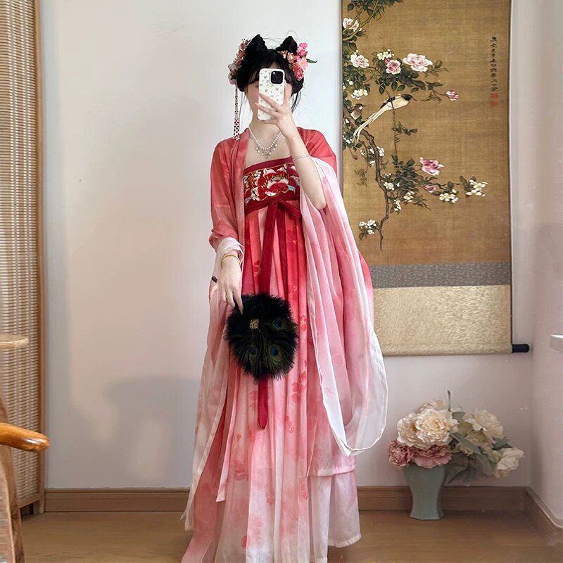 The Splendor of Blue Tang-Style Hanfu Robe and Skirt The Splendor of Blue Tang-Style Hanfu Robe and Skirt