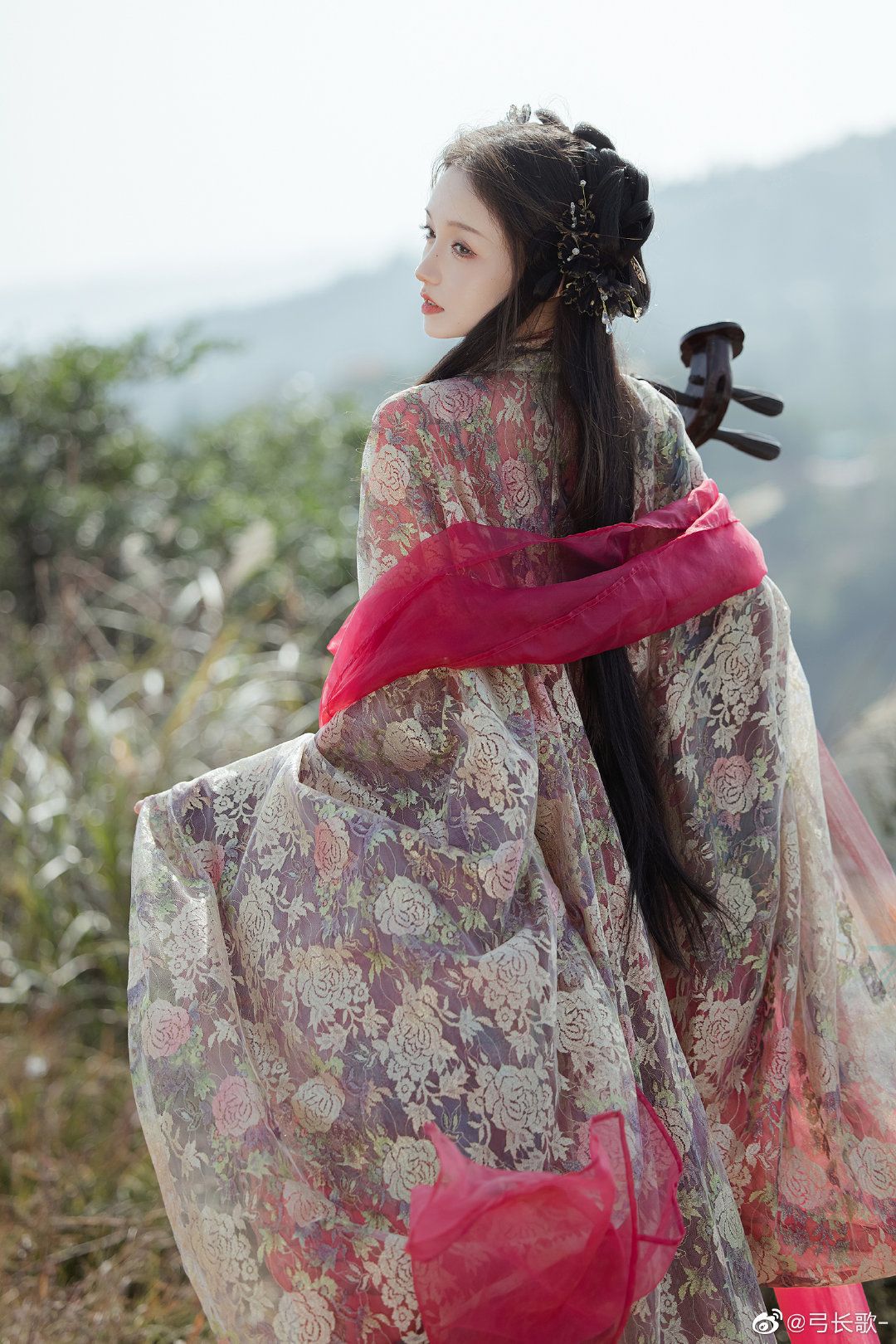 Dreaming in Chu-Han:The Original Hanfu Studio Dreaming in Chu-Han:The Original Hanfu Studio