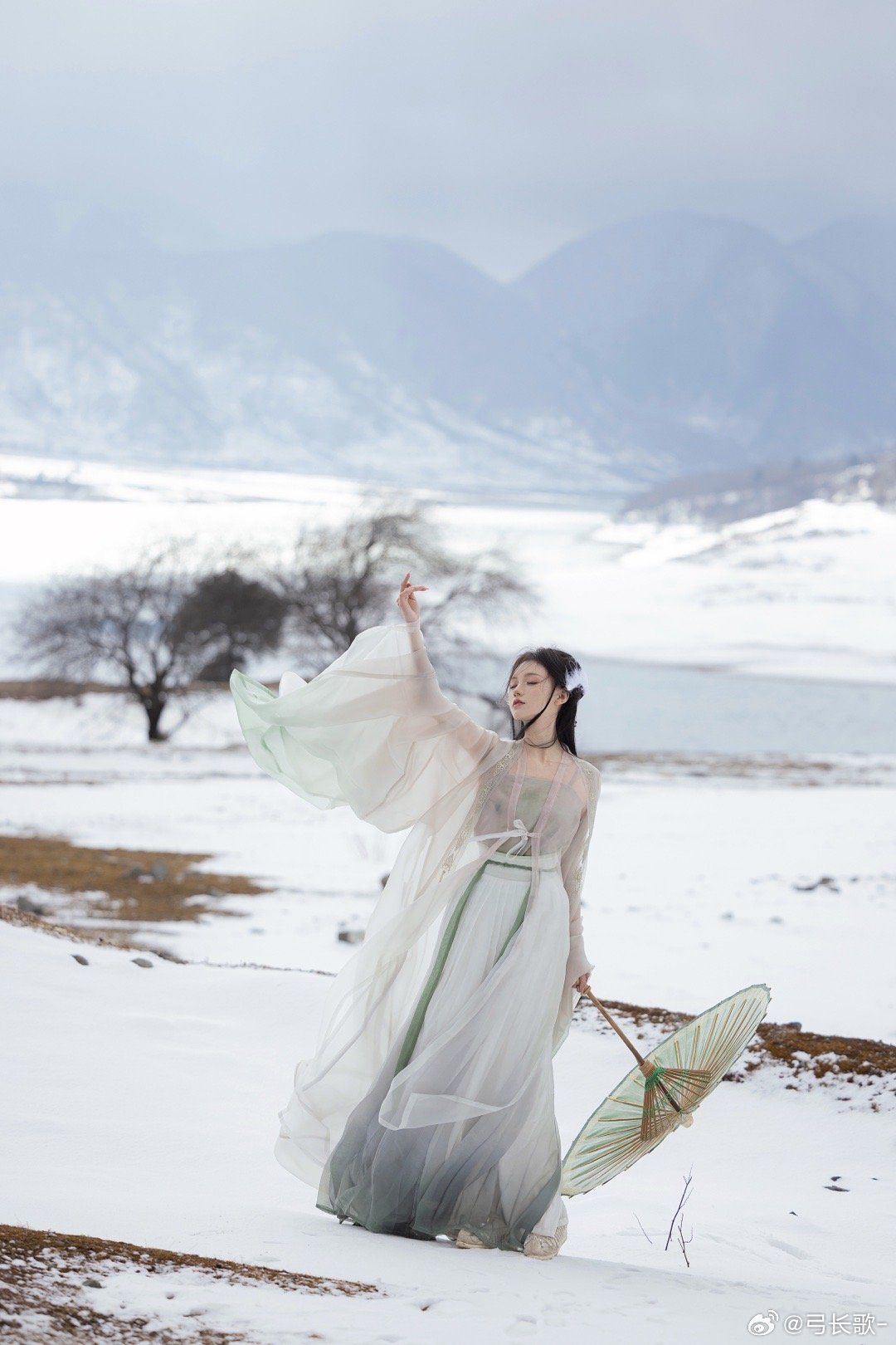 Elaborate Costume Details in Ancient Chinese Drama:The Enigma of Womens Traditional Opera Attire Elaborate Costume Details in Ancient Chinese Drama:The Enigma of Womens Traditional Opera Attire