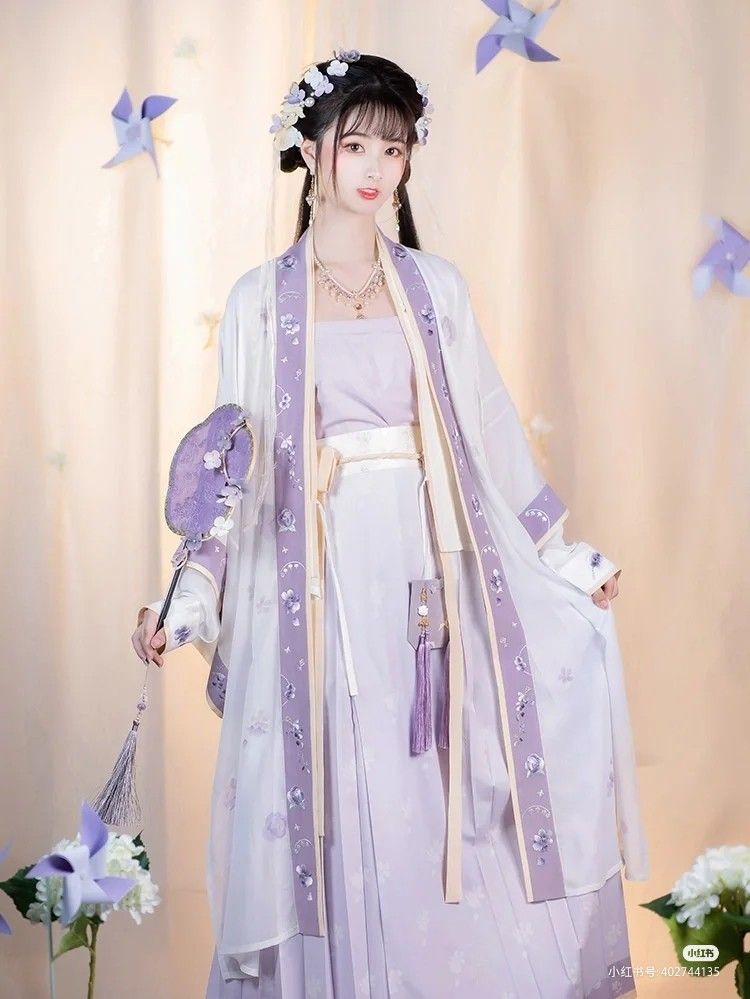 Breathable Hanfu Shoes for Little Girls:A Comfortable Wear Experience Breathable Hanfu Shoes for Little Girls:A Comfortable Wear Experience