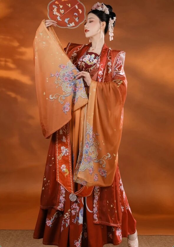 Flax-Based Hanfu Fashion:An Insight into a Traditional Chinese Clothing Suite Flax-Based Hanfu Fashion:An Insight into a Traditional Chinese Clothing Suite