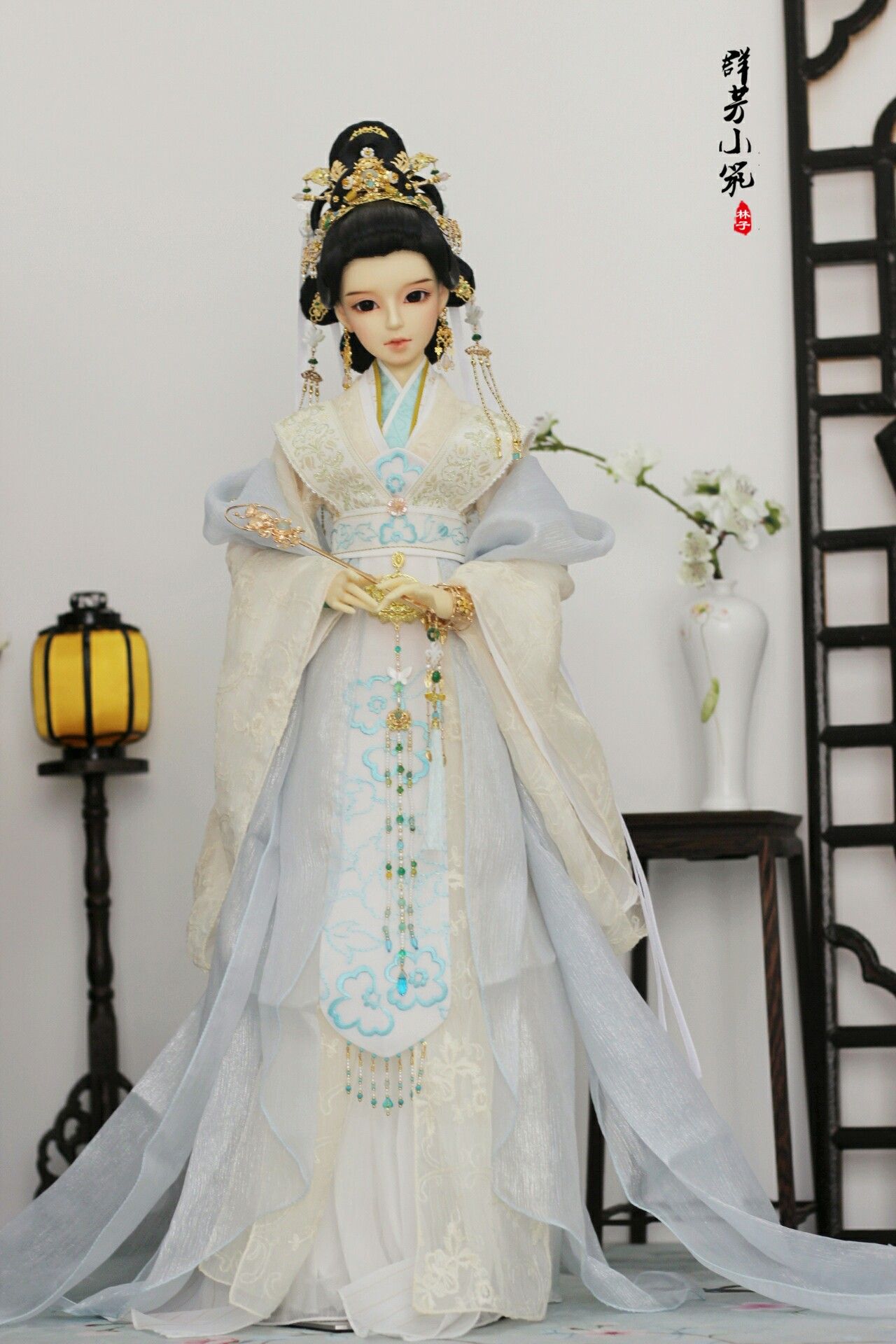 The Shoes of Traditional Chinese Hanfu:A Cultural Exploration