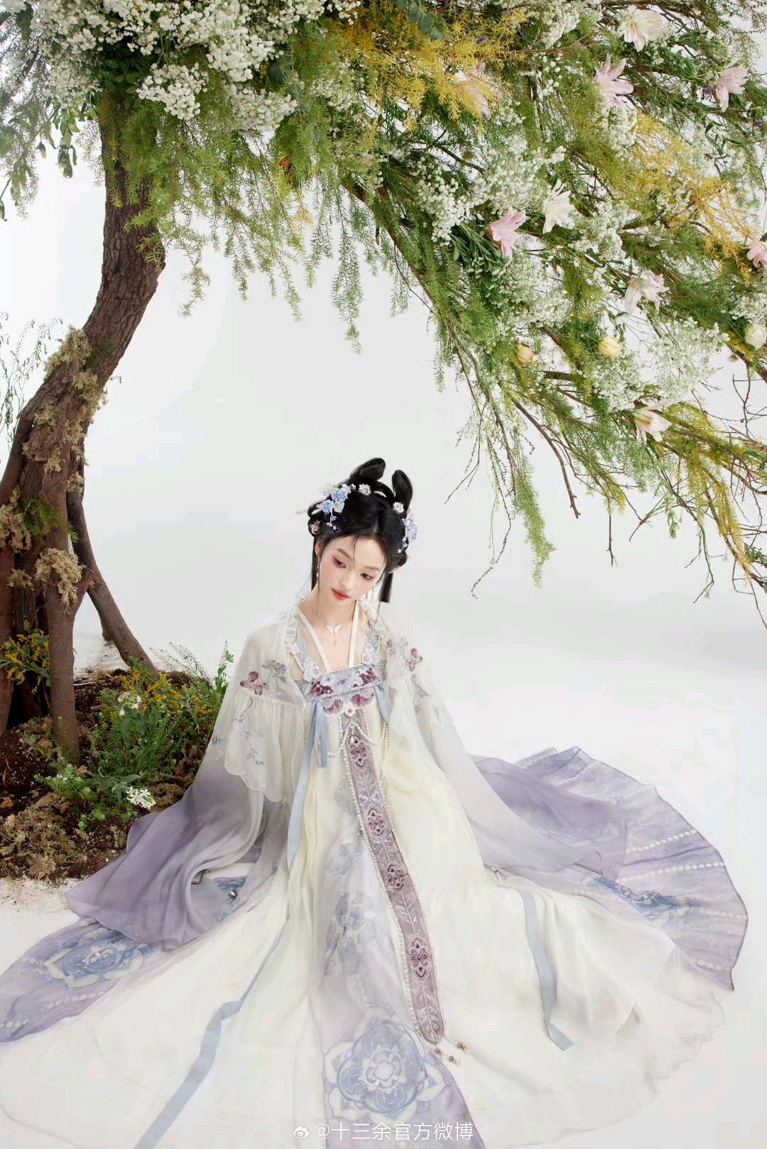 Ethereal Splendor:Dunhuangs Flying Apsaras and Hanfu Jewelry Ethereal Splendor:Dunhuangs Flying Apsaras and Hanfu Jewelry